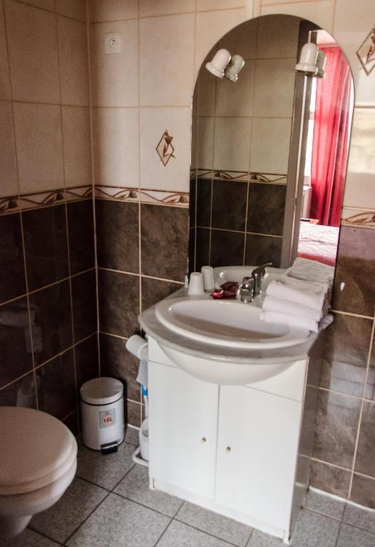 Hotel Coq Hardi Lille Bilik gambar